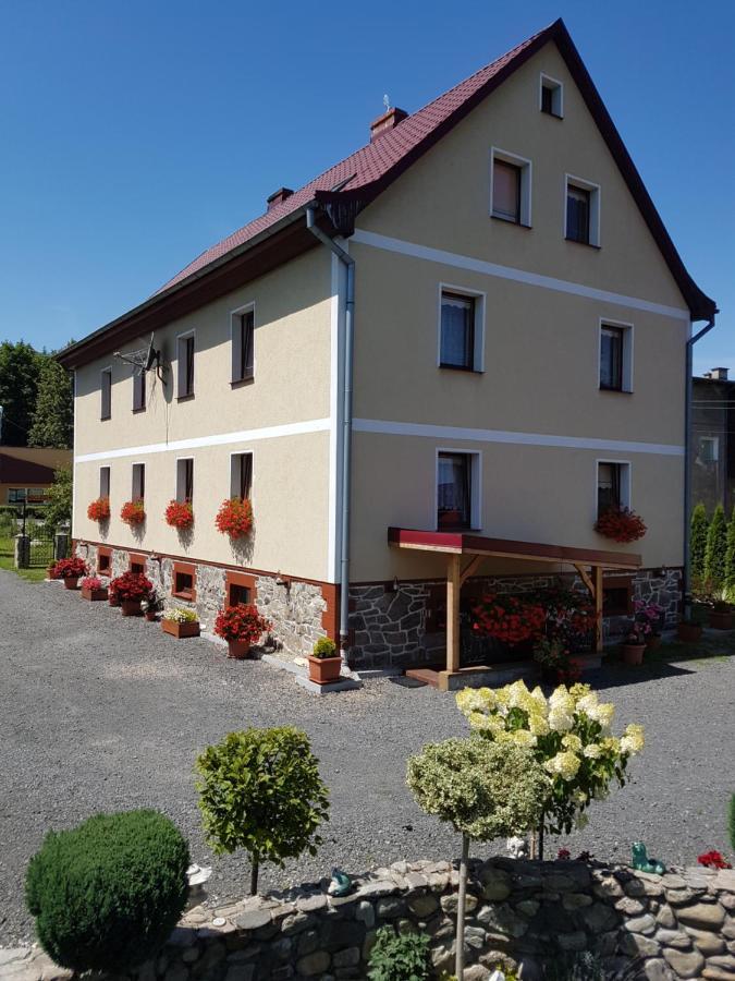 Kornelia Pokoje Goscinne Stronie Śląskie Exterior foto